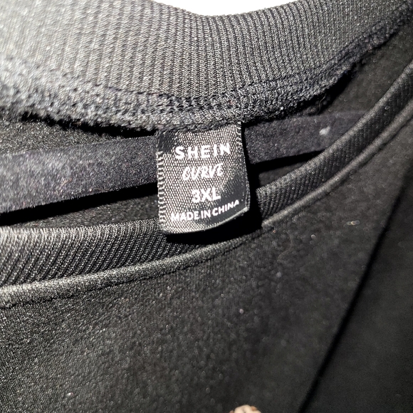 Sweatshirt - Picture 2 of 3